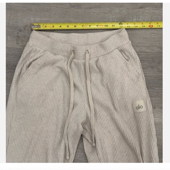 Alo Yoga Muse Crop Hoodie Pullover & Pants Ribbed SET Ivory Womens S - Picture 8 of 8